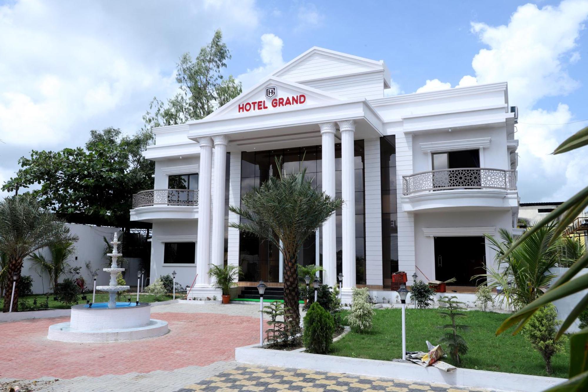 Hotel Grand Khuldabad Zewnętrze zdjęcie